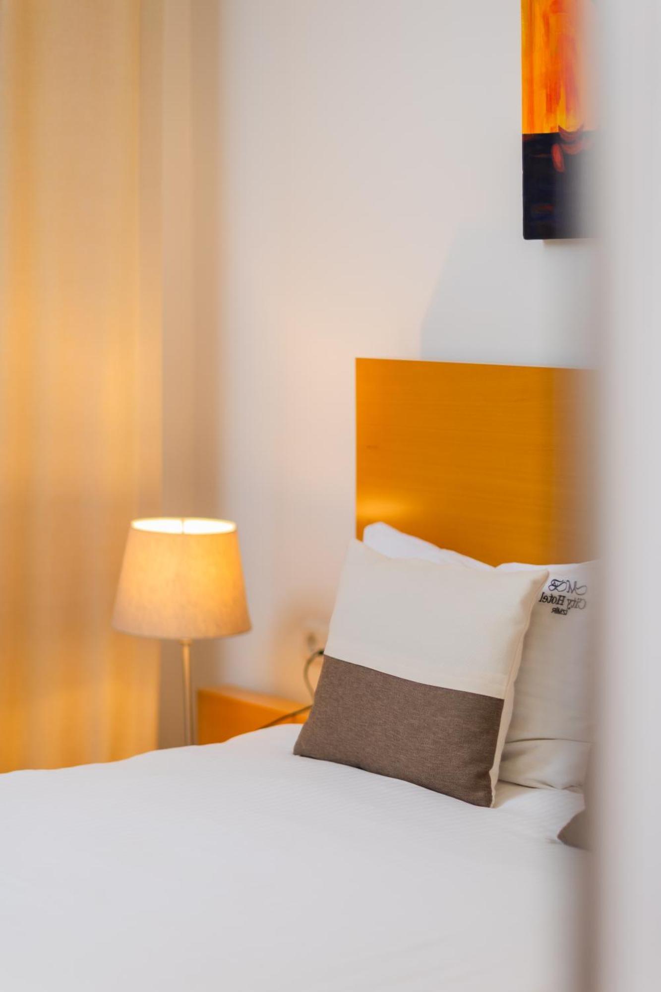 Mb City Hotel Ізмір Екстер'єр фото
